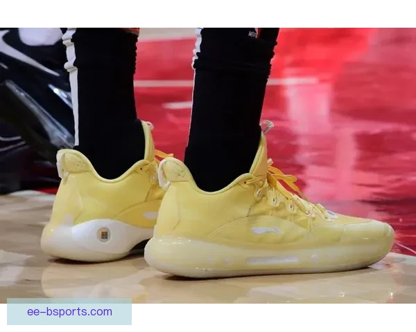 廷贝尔伤愈复出状态出色表现稳健助力球队稳定发挥