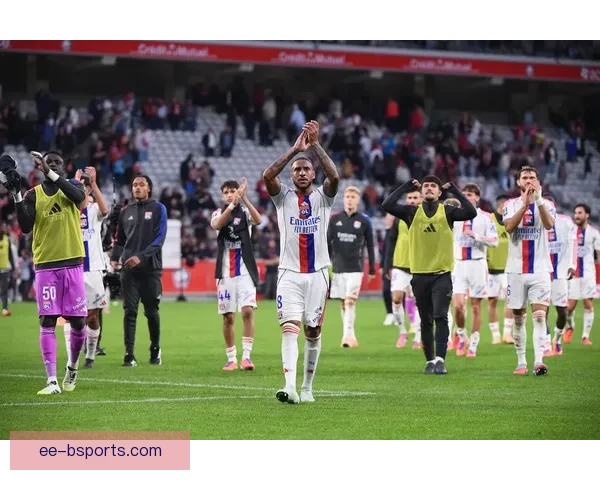 扎卡里亚法甲主场头球破门为球队带来关键胜利