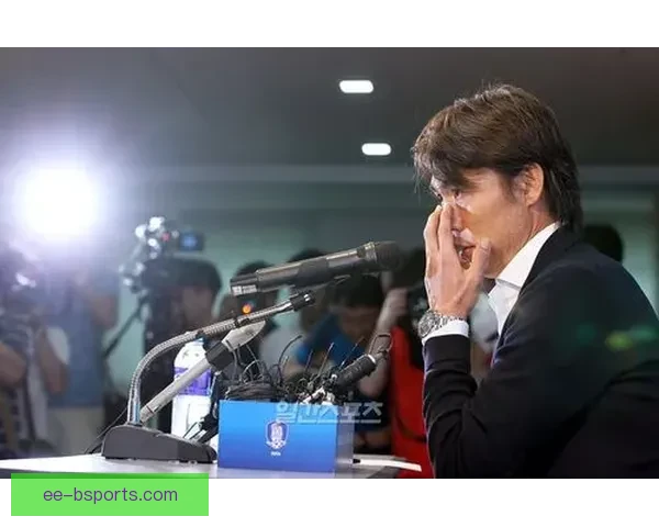 洪明甫接掌韩国国家队引爆争议球迷抗议声四起足协决策再受质疑潮