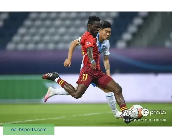 选帅风波未散洪明甫率韩国男足征战十八强赛开局即遭主场球迷嘘声 选帅风波未散洪明甫率韩国男足征战十八强赛开局即遭主场球迷嘘声