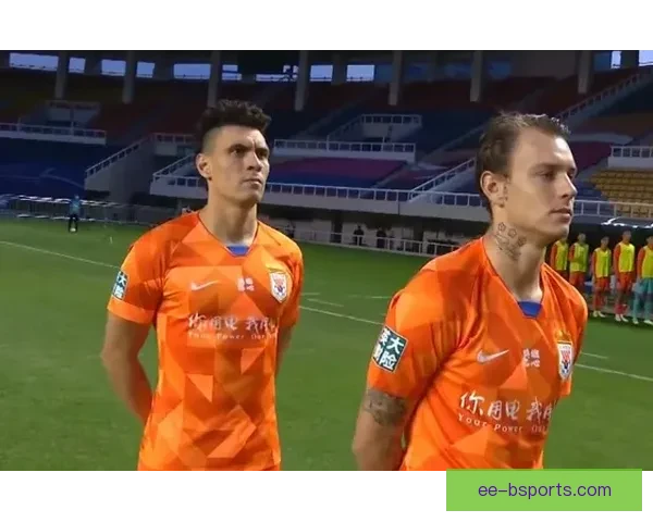 王大雷依然是山东泰山不可或缺的门神与精神领袖深度解析 王大雷依然是山东泰山不可或缺的门神与精神领袖深度解析
